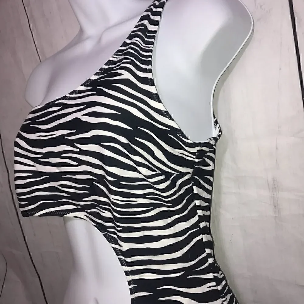 Fashion Nova zebra print